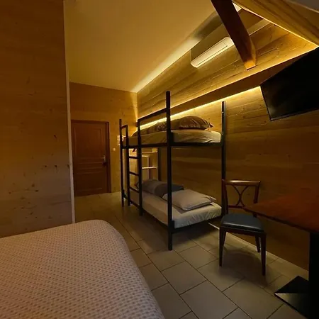 Des Sauterelles Hotel